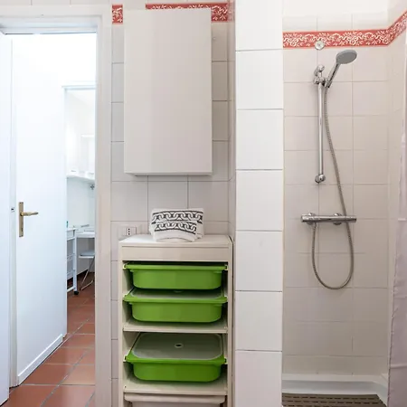 Apartment Pretty Como